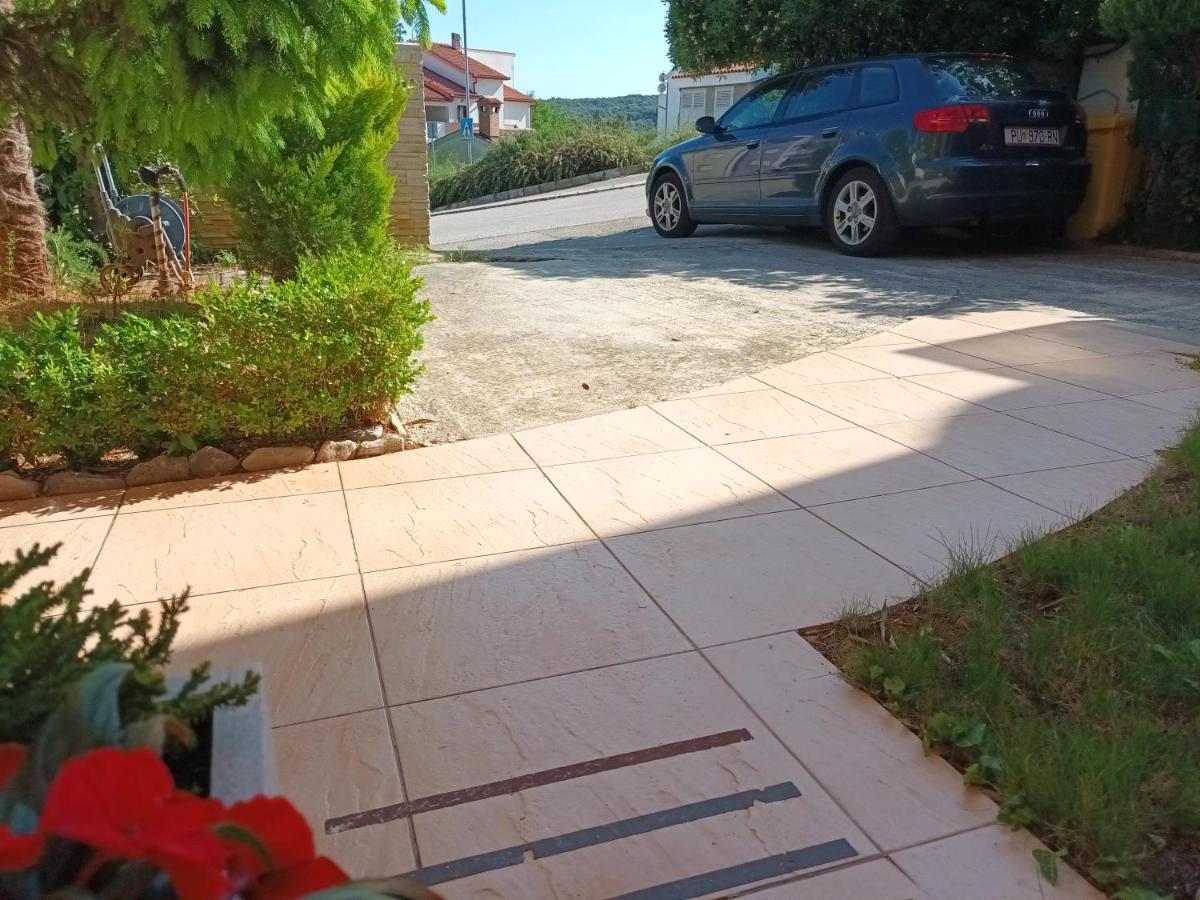 Apartment Evergreen Pula Exterior foto